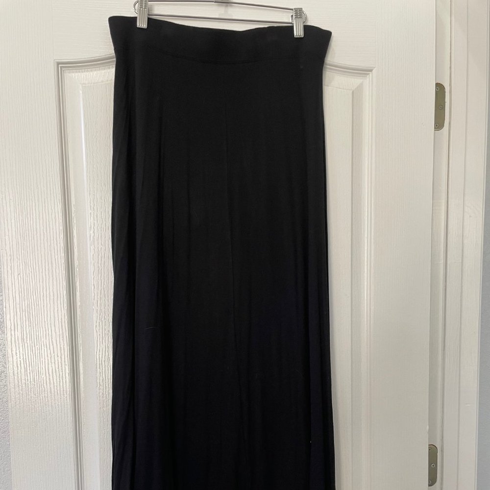 Full length Black Dnky Jeans skirt size L